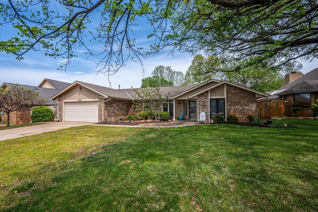 6908 Shoreline Drive Property Photo