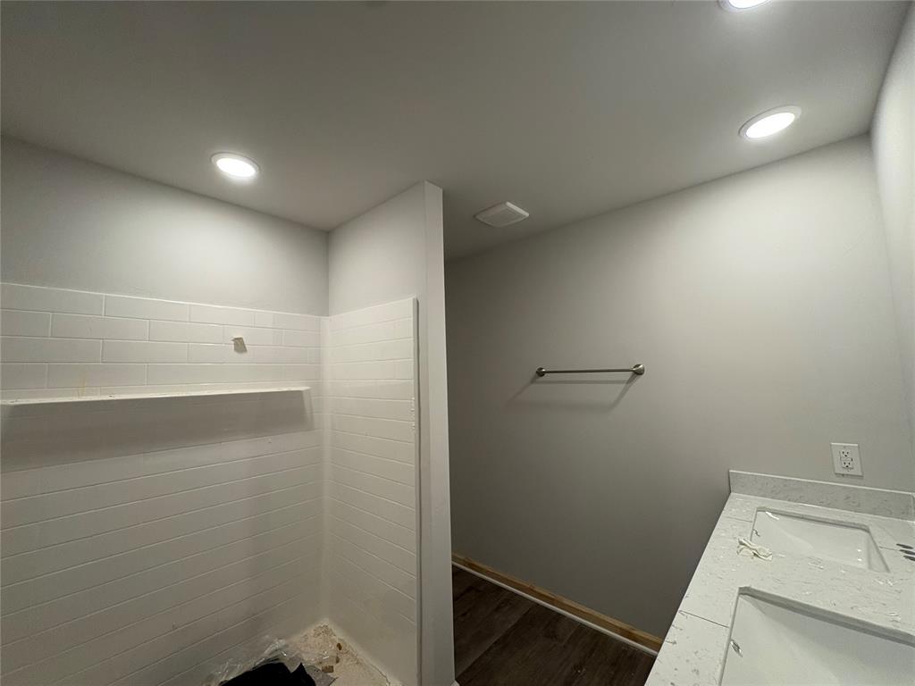 2325 Se 89th Terrace Property Photo 9