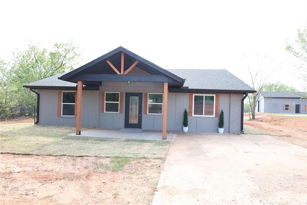 2187 County Road 1268 Property Photo 1