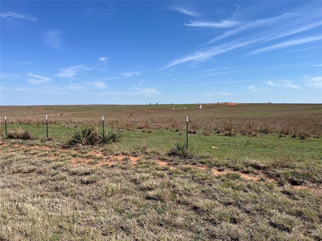 E 910 Rd. Property Photo 3