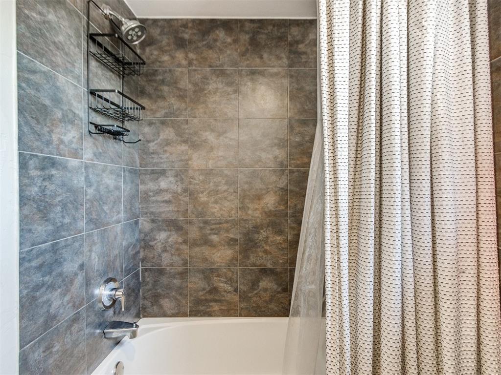 6317 Overcourt Manor Property Photo 25