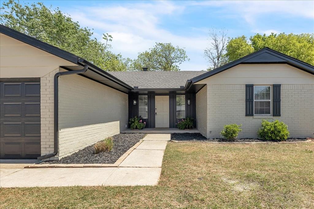 10908 Bel Air Place Property Photo 2