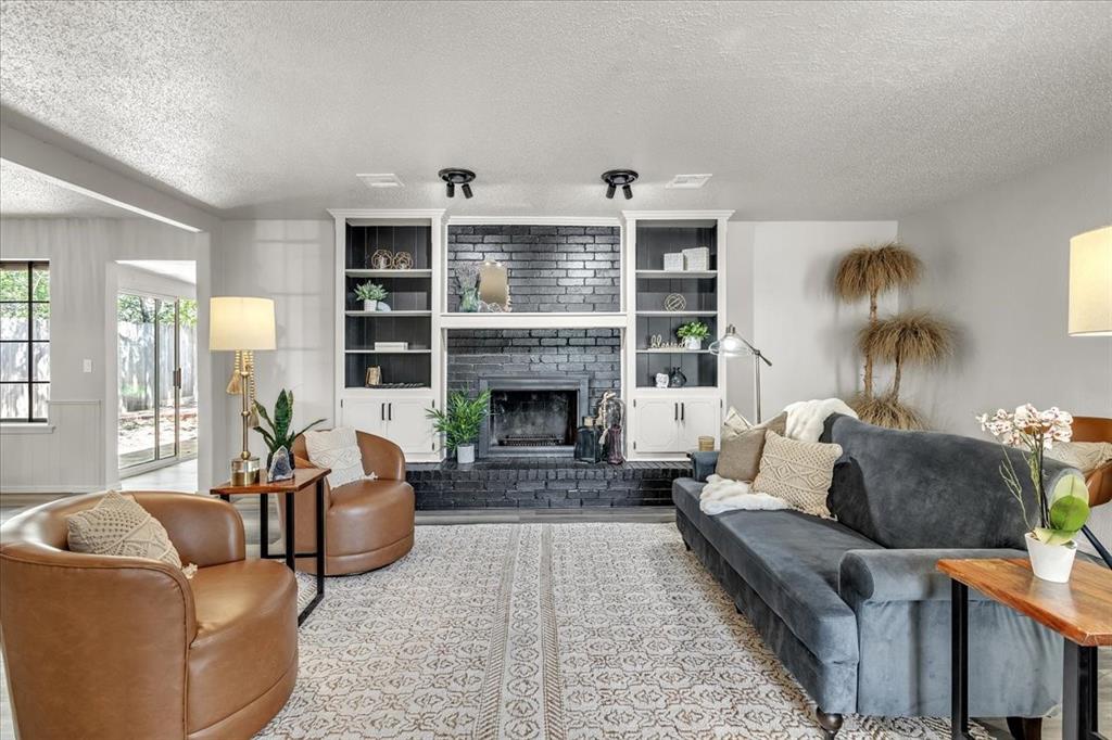10908 Bel Air Place Property Photo 4