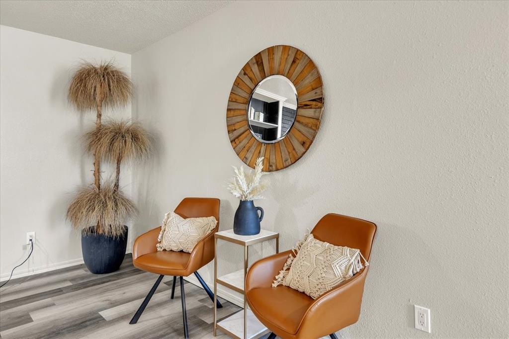 10908 Bel Air Place Property Photo 6