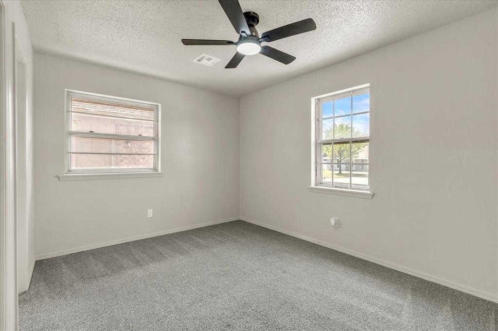 10908 Bel Air Place Property Photo 18