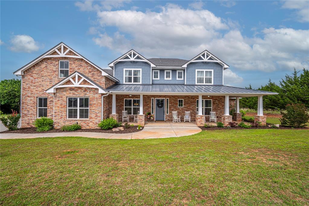 3441 Montilla Court Property Photo 1