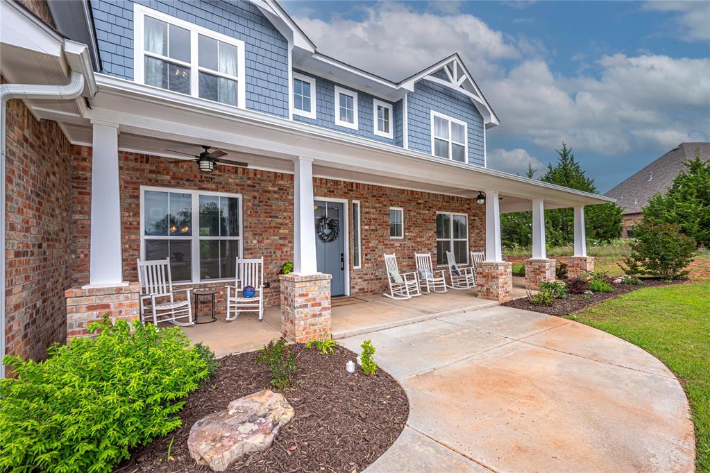 3441 Montilla Court Property Photo 2