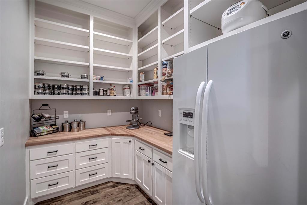 3441 Montilla Court Property Photo 14