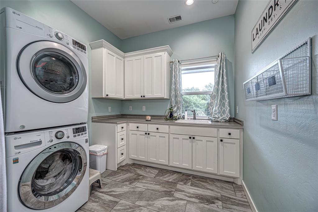 3441 Montilla Court Property Photo 23