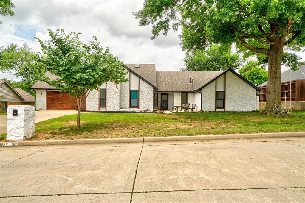1708 Autumn Lane Property Photo