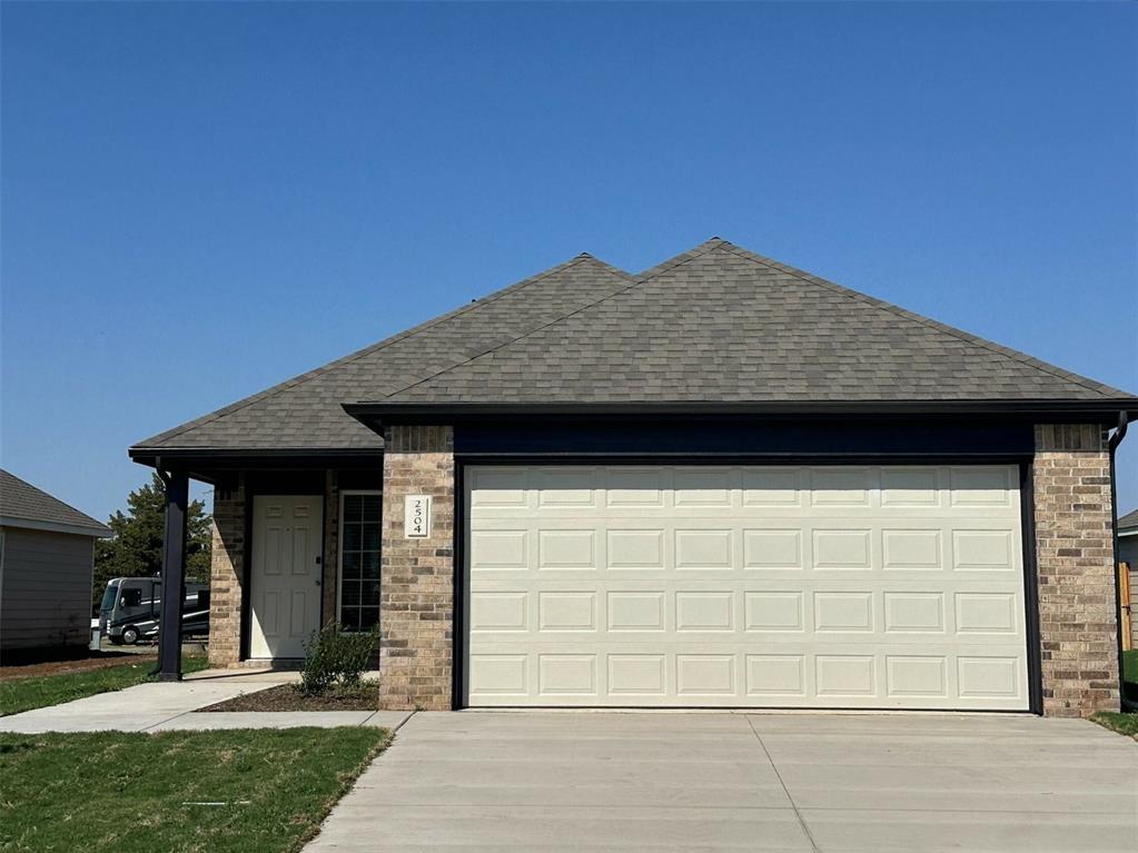 2504 Rosewood Lane Property Photo