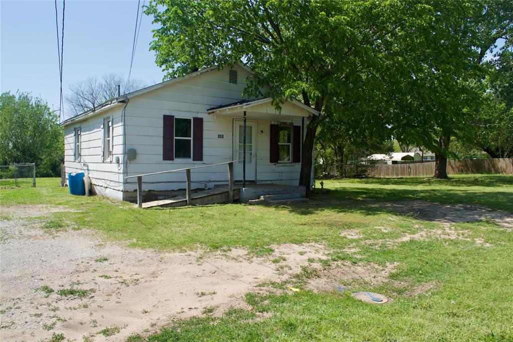 404 S 3rd Avenue Property Photo