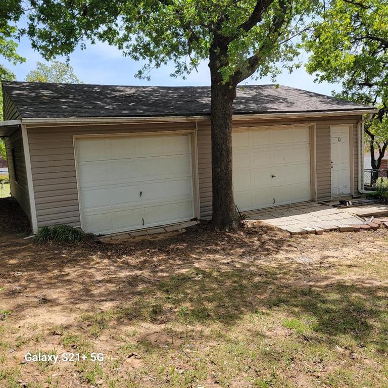 13723 Ravenswood Drive Property Photo 4