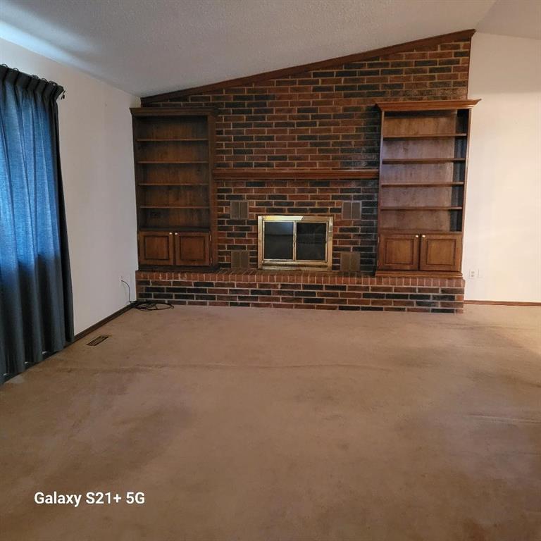 13723 Ravenswood Drive Property Photo 7