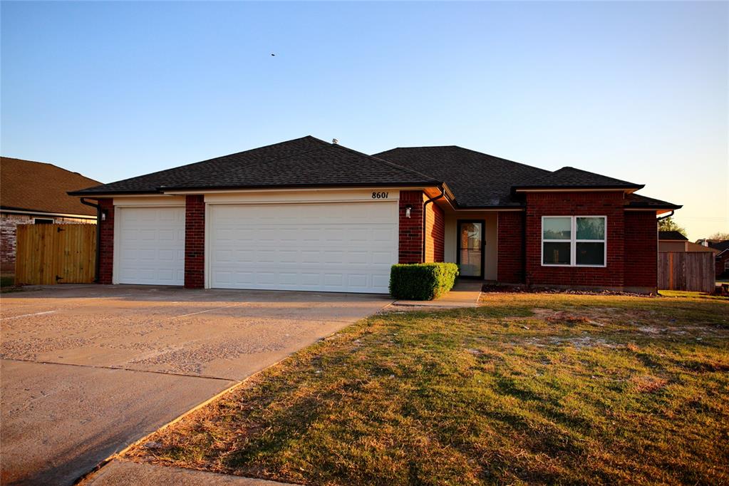 8601 Woodbend Drive Property Photo