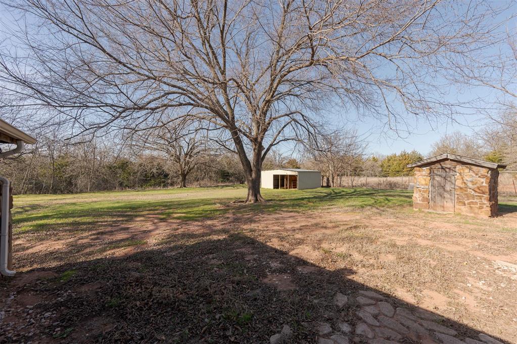 330348 E 1010 Road Property Photo 13