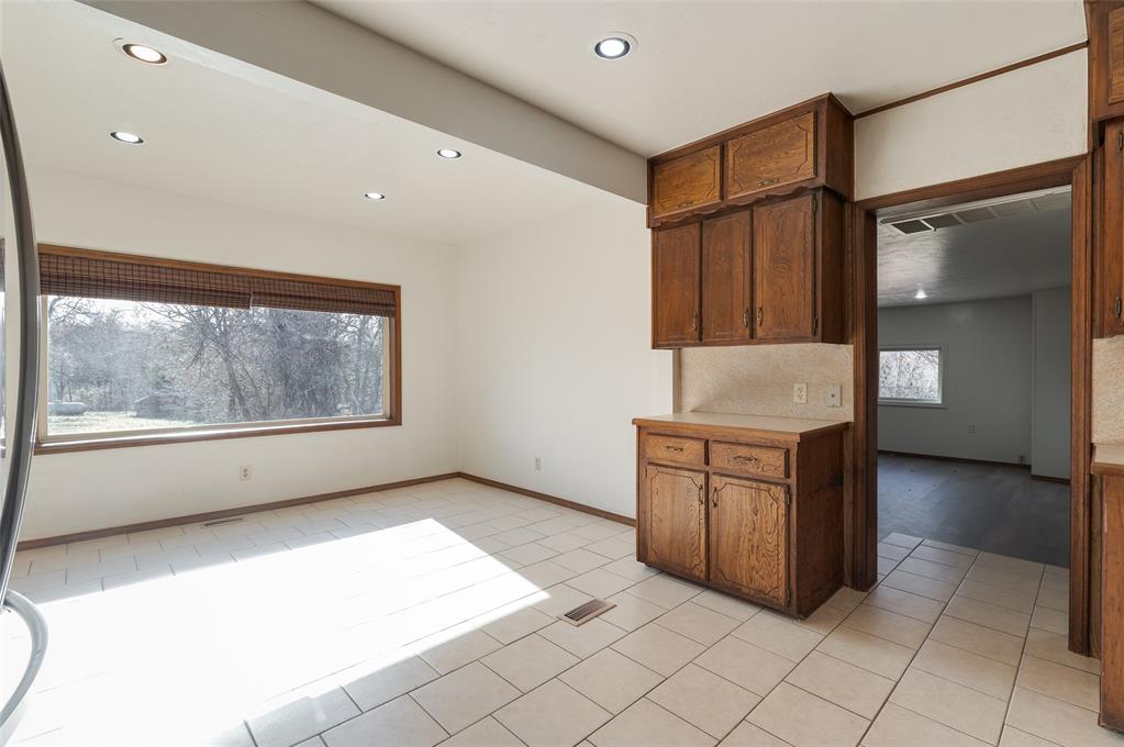 330348 E 1010 Road Property Photo 31