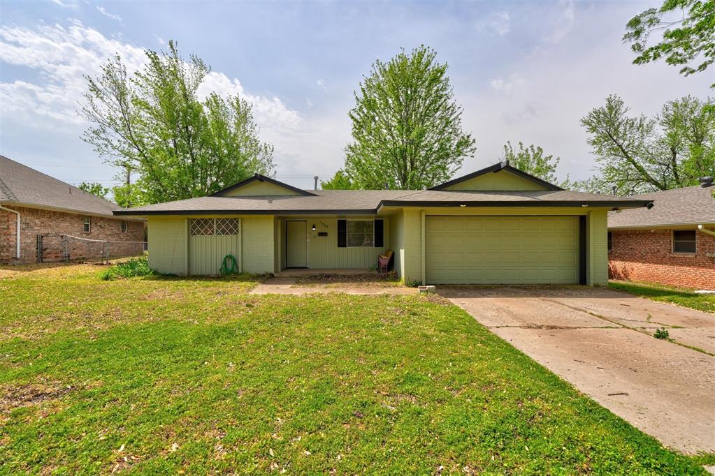 1024 W Peebly Drive Property Photo 1