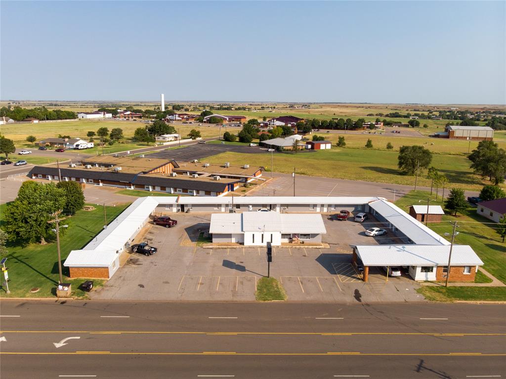 611 Ne Highway 66 Highway Property Photo