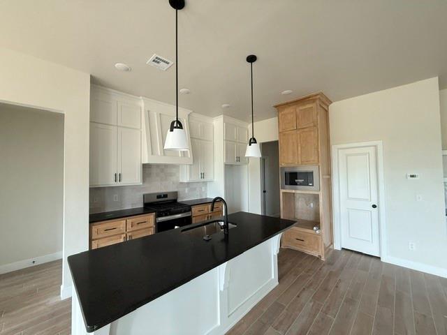 2706 Belle Crossing Drive Property Photo 1