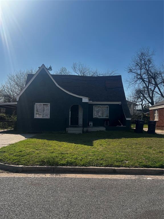 2131 N Jordan Avenue Property Photo 1