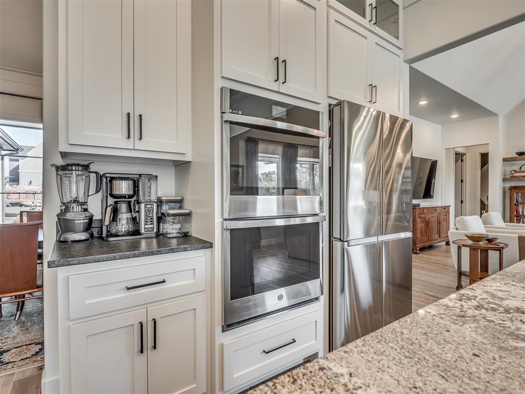 9401 Autumn Park Lane Property Photo 15