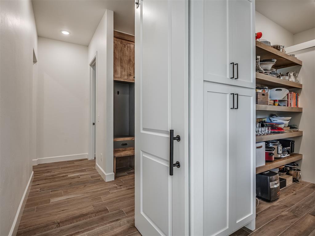 9401 Autumn Park Lane Property Photo 19