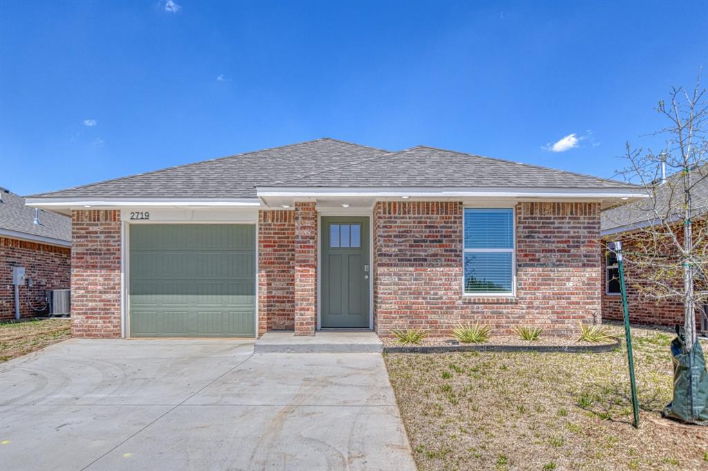 2719 Varenna Court Property Photo 1