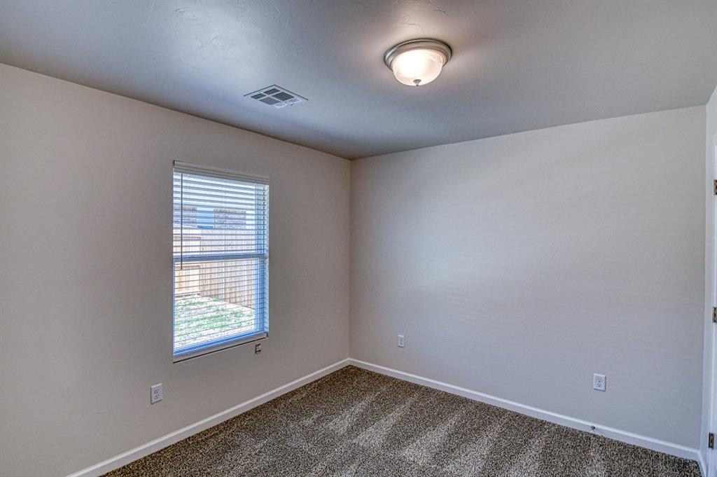2719 Varenna Court Property Photo 22