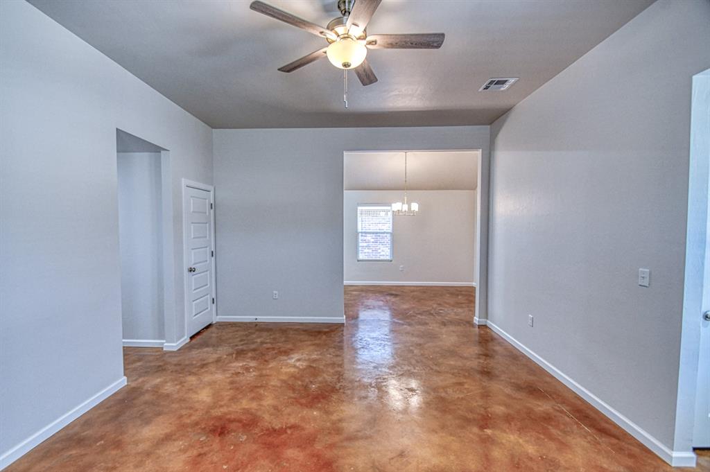 2722 Clifton Terrace Property Photo 6