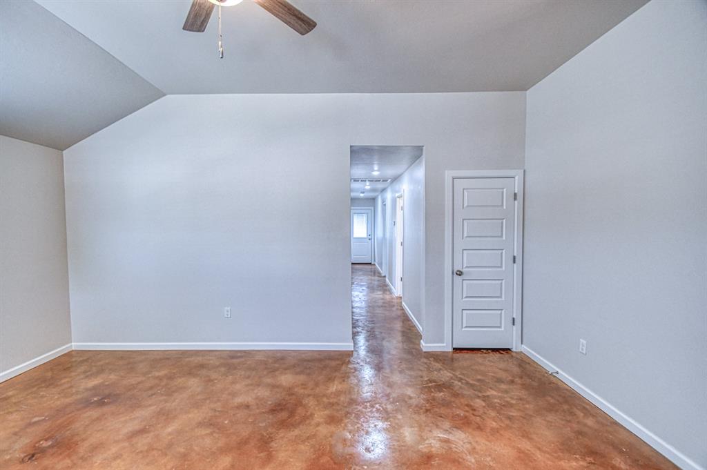 2722 Clifton Terrace Property Photo 7