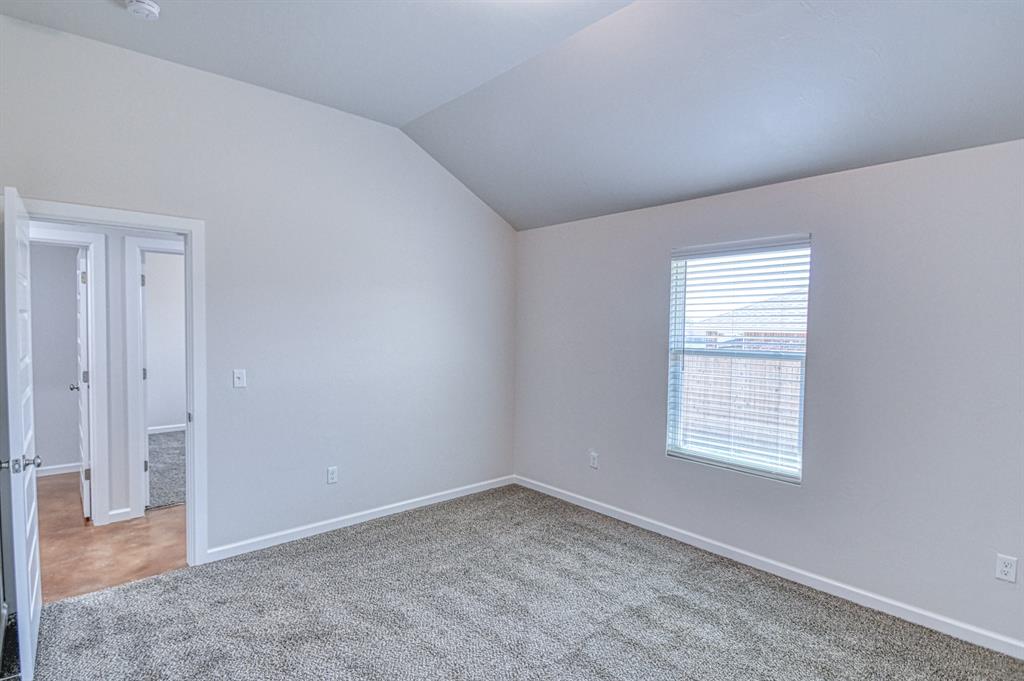 2722 Clifton Terrace Property Photo 16