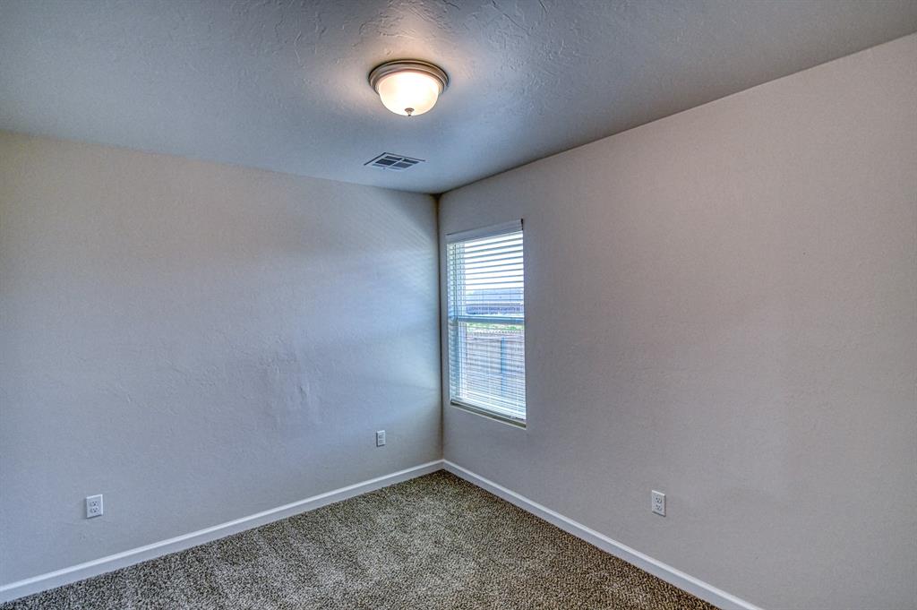 2722 Clifton Terrace Property Photo 19