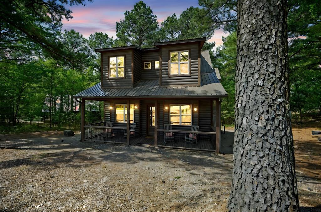 496 Mountain Pine Trail Property Photo