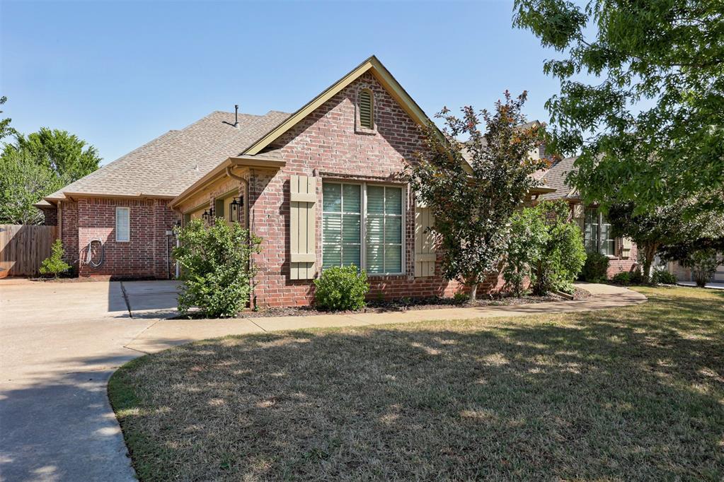 917 Wb Meyer Parkway Property Photo