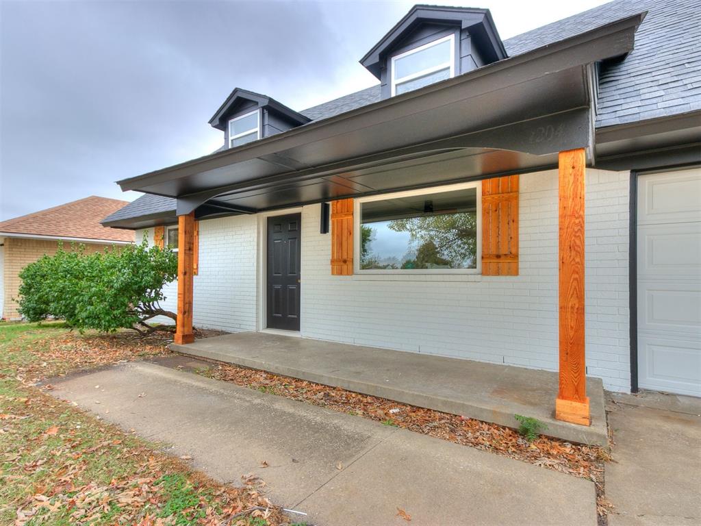 1204 Sw 72nd Street Property Photo 1