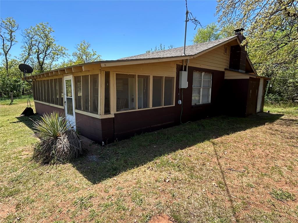 419 Lillie Road Property Photo