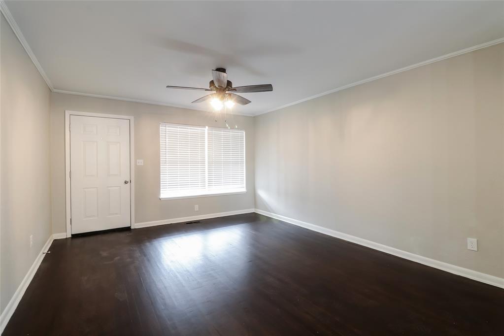 4921 N Woodward Avenue Property Photo 9