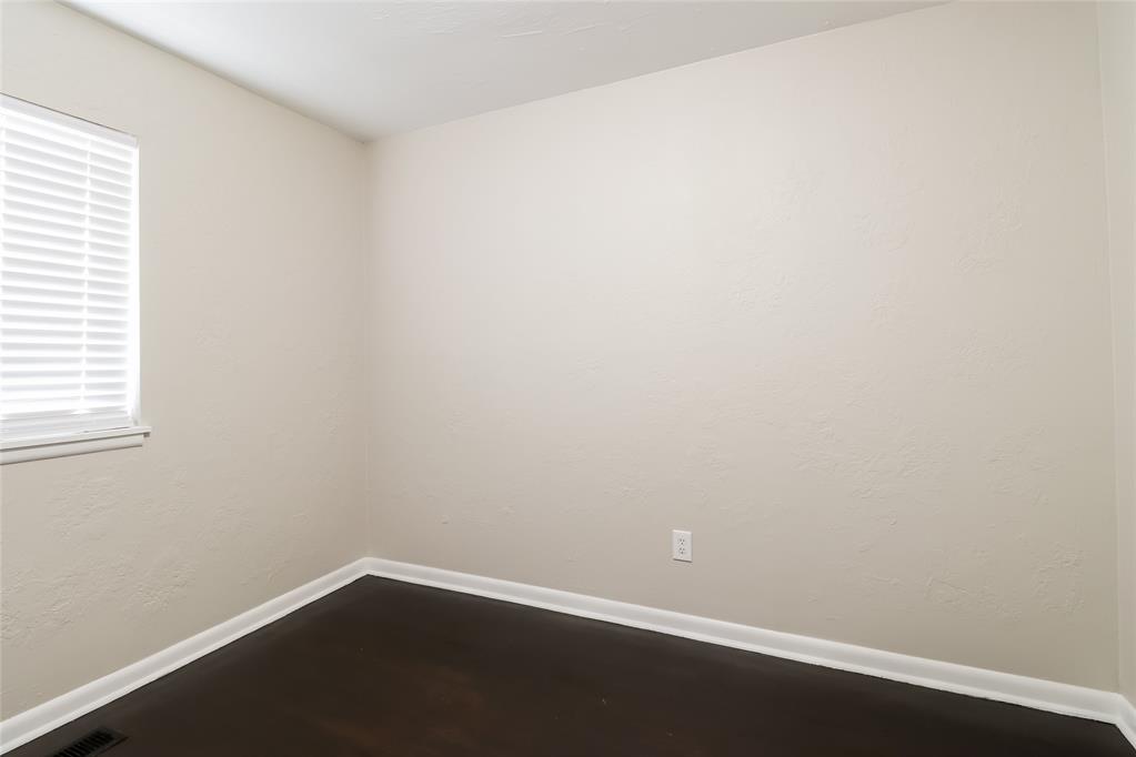 4921 N Woodward Avenue Property Photo 13