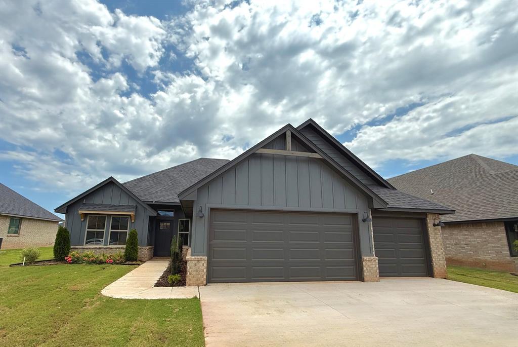 3404 Slate River Drive Property Photo 1