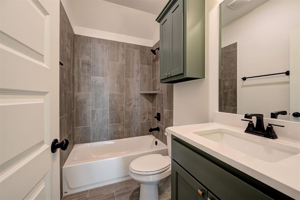3400 Slate River Drive Property Photo 22