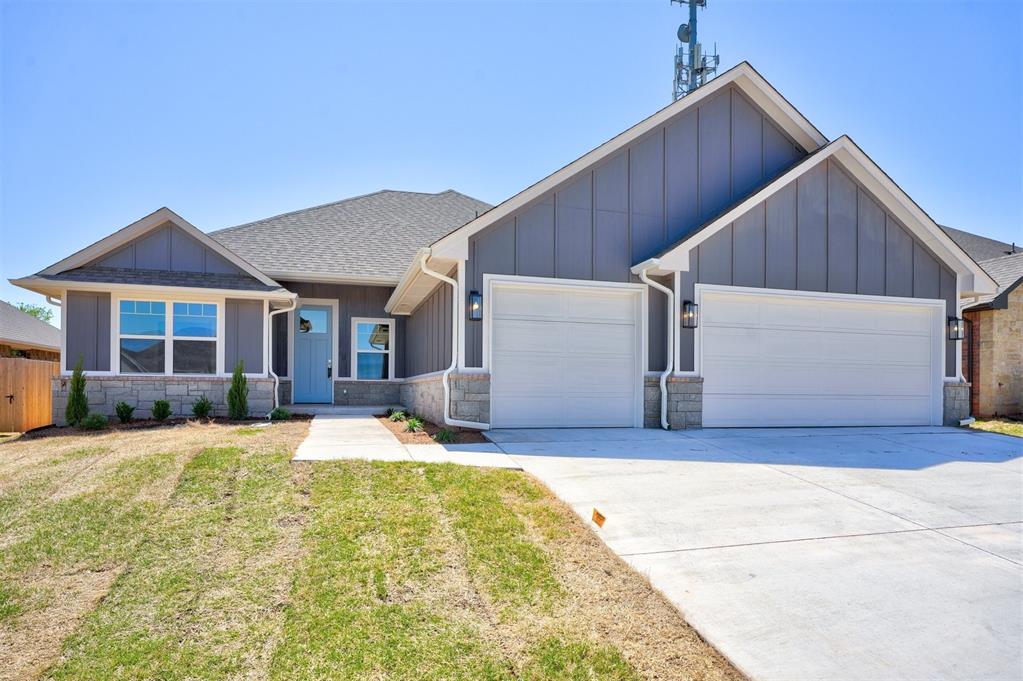 3018 Hollow Crest Lane Property Photo