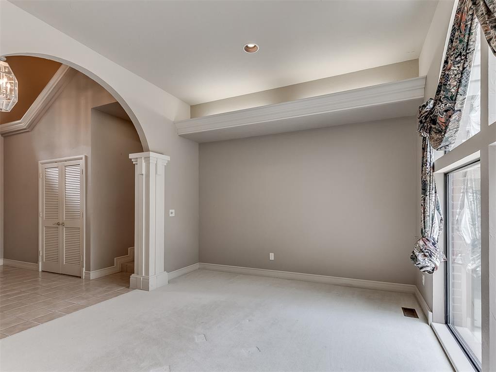 13504 Fox Creek Drive Property Photo 13