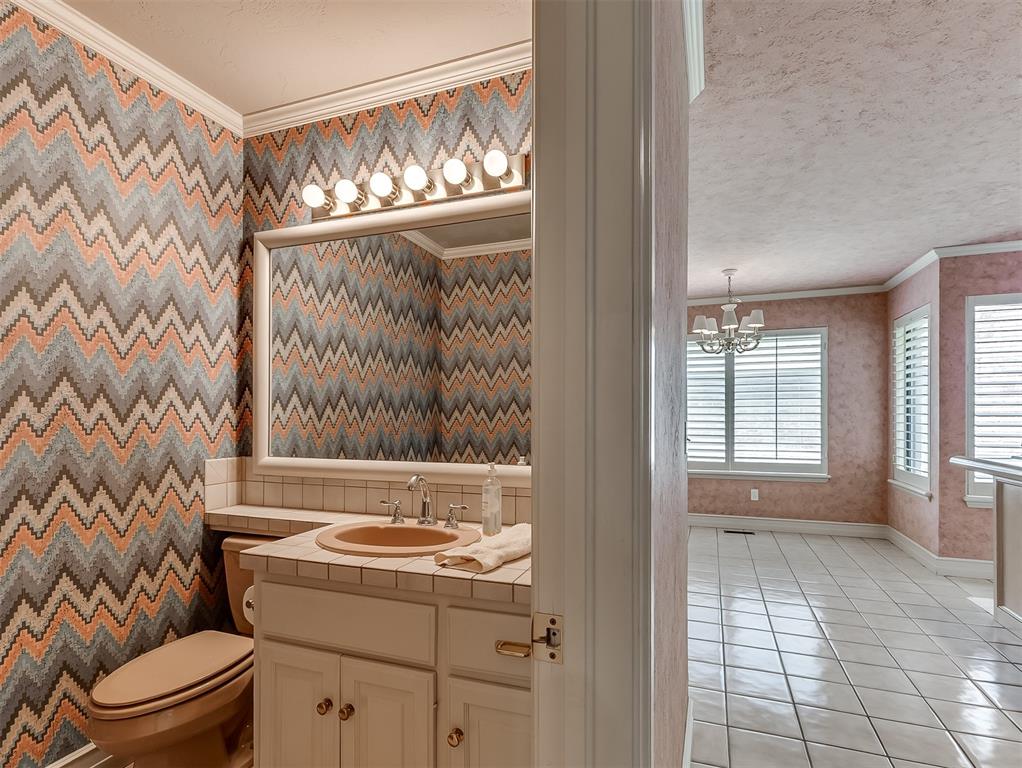 13504 Fox Creek Drive Property Photo 22
