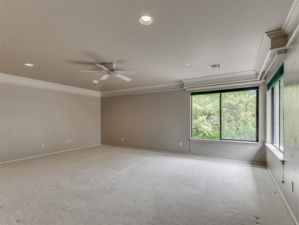 13504 Fox Creek Drive Property Photo 25