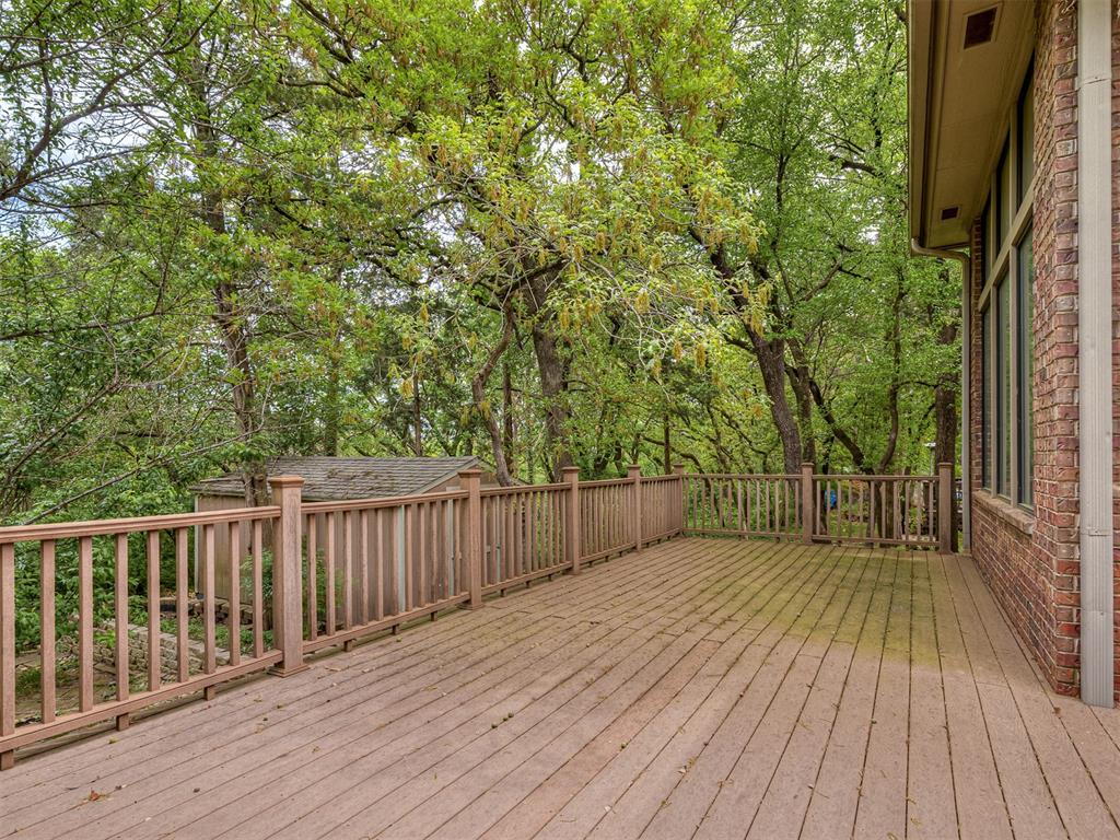 13504 Fox Creek Drive Property Photo 38