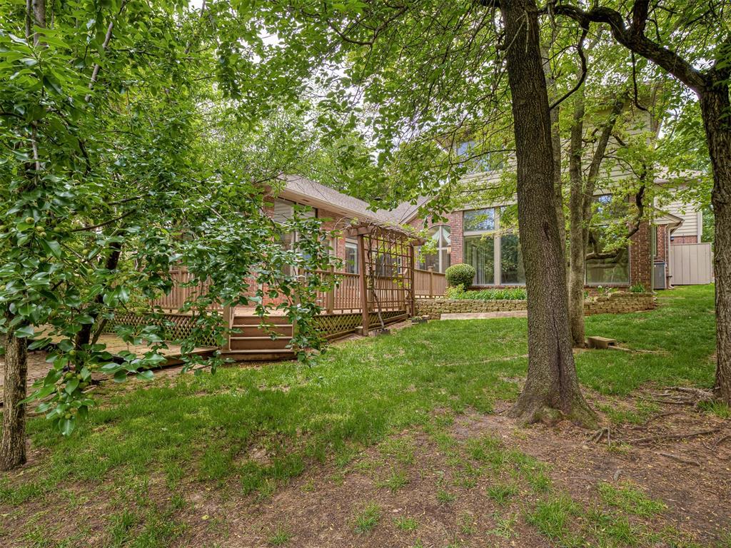 13504 Fox Creek Drive Property Photo 40
