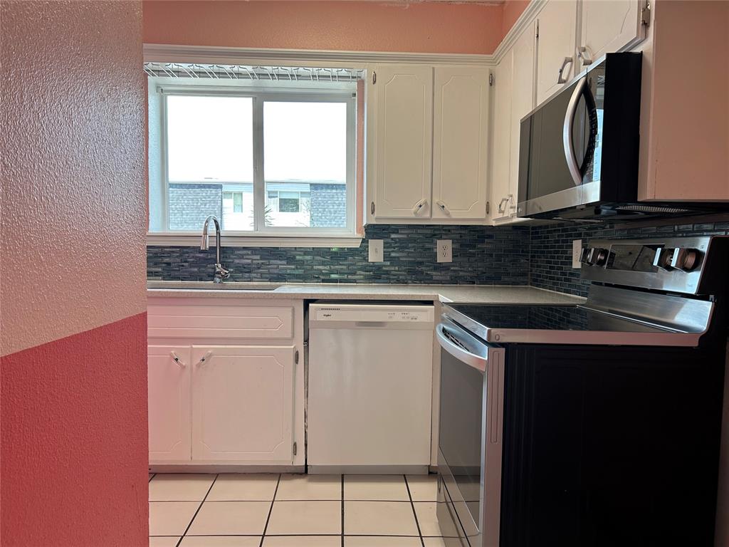 215 Justin Drive Property Photo 13