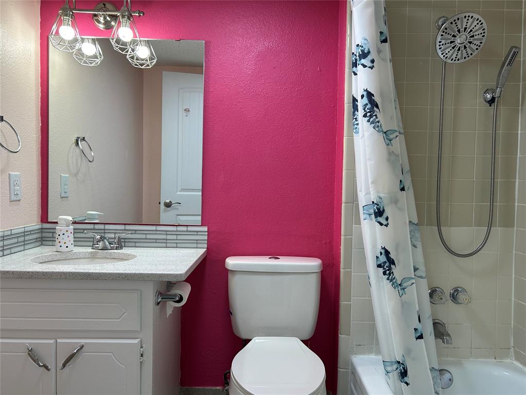 215 Justin Drive Property Photo 25