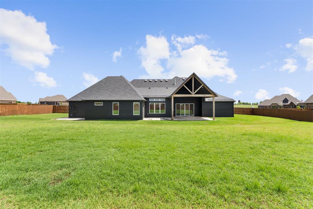 1233 Collis Court Property Photo 37